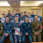 Награждение студентов, добросовестно выполнявших служебные обязанности